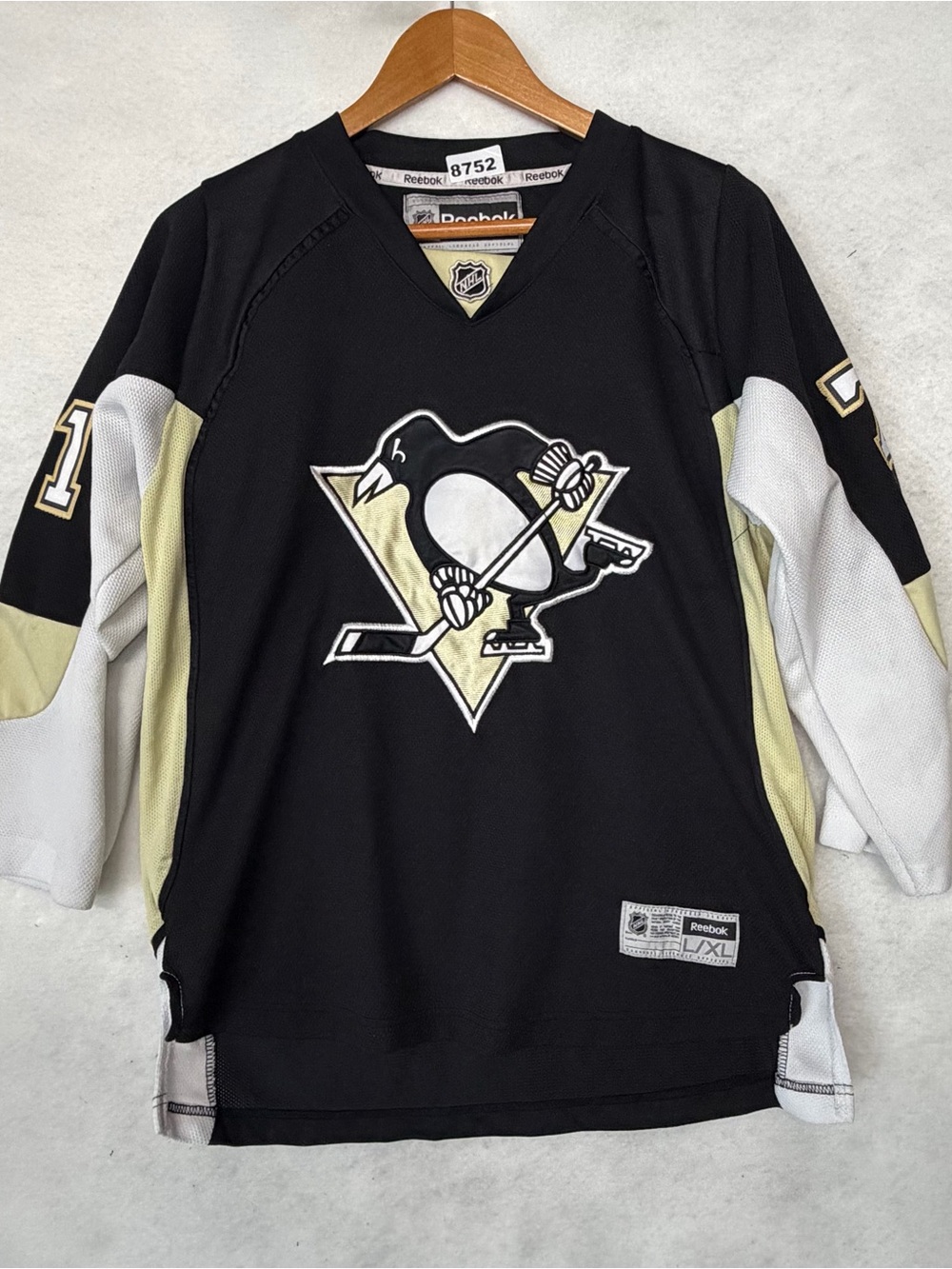 Reebok Pittsburgh Penguins Evgeni Malkin Jersey Youth L/XL Hockey 8752